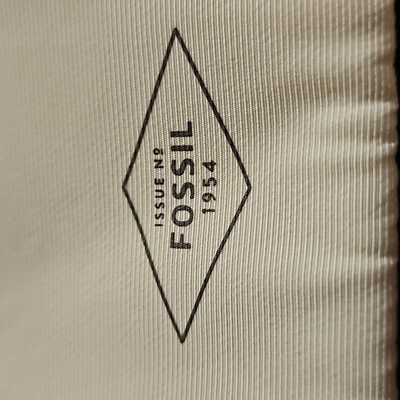FOSSIL issue no 1954 wristlet - Picture 2 of 6